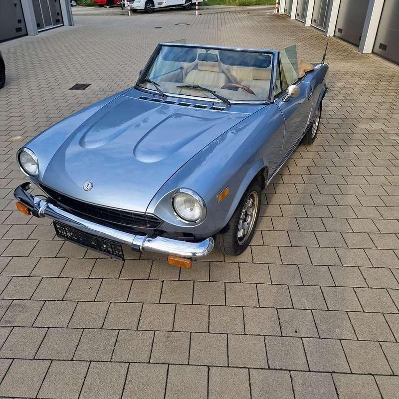 Gebraucht Fiat 124 Spider 103 PS (75 kW) 1984 Blau Cabrio