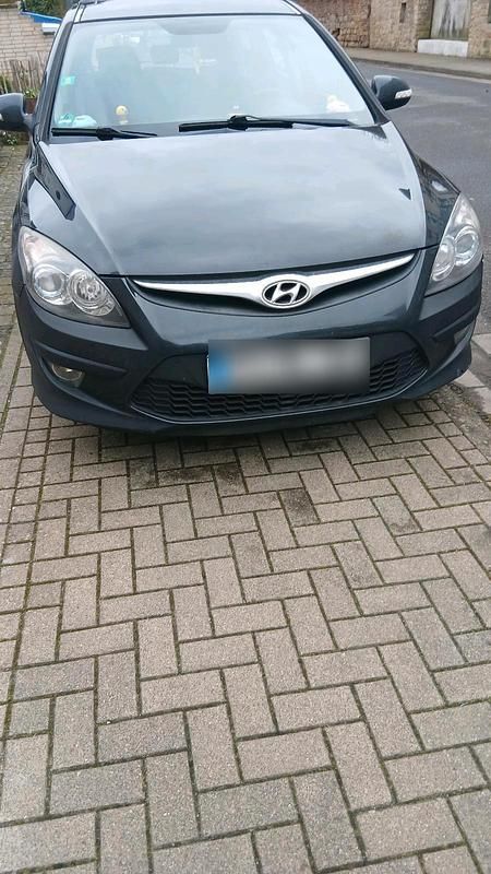 Gebraucht Hyundai i30 90 PS (66 kW) 2010 Kombi