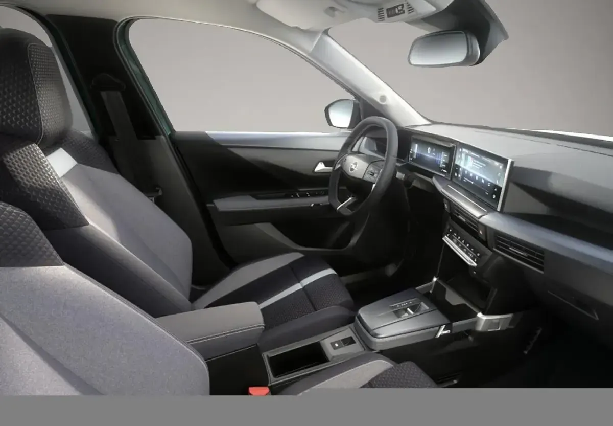 Neu Opel Frontera 145 PS (106 kW) 2026 Manufacturer SUV