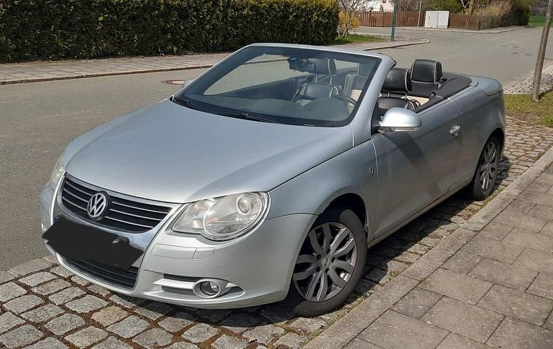 Używany VW Eos Individual 150 KM (110 kW) 2008 Srebrny Kabriolet