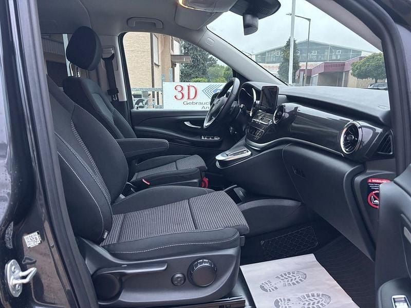Gebraucht Mercedes V300 Edition 237 PS (174 kW) 2022 Graphitgrau Van / Kleinbus