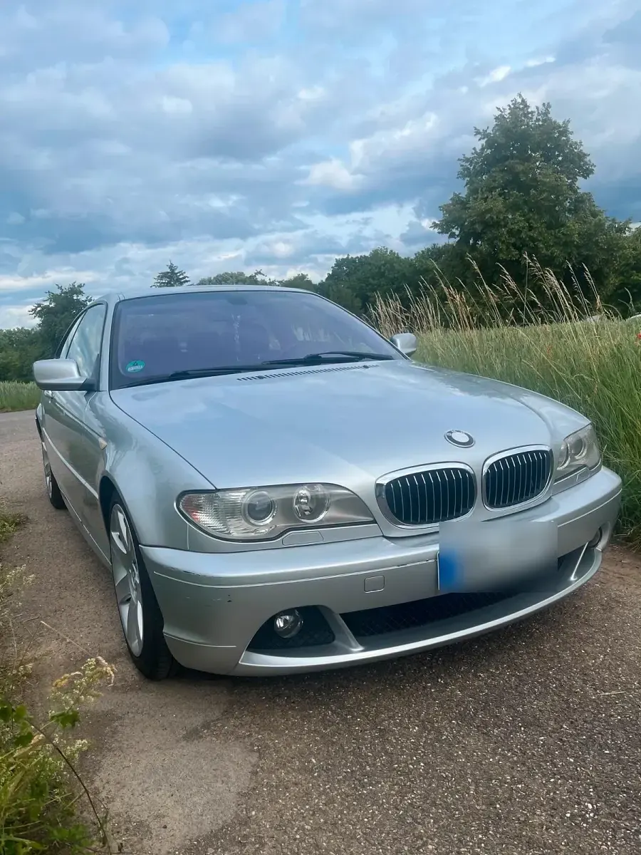Gebraucht BMW 318 143 PS (105 kW) 2004 Silber Coupé