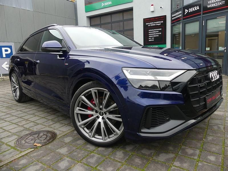 Navarrablau metallic Gebraucht 2022 Audi Q8 S-Line SUV | 68.800 € (Etwas zu teuer) - Bild 1/4