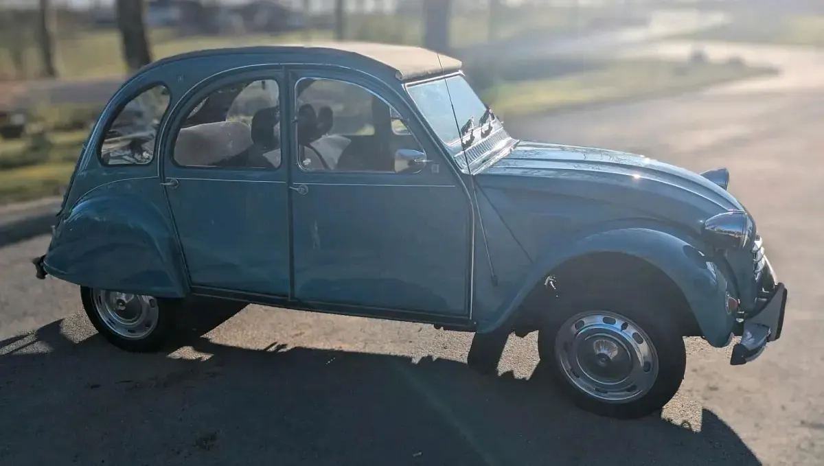 Occasion Citroën 2CV 27 ch (19 kW) 1982 Bleue Berline