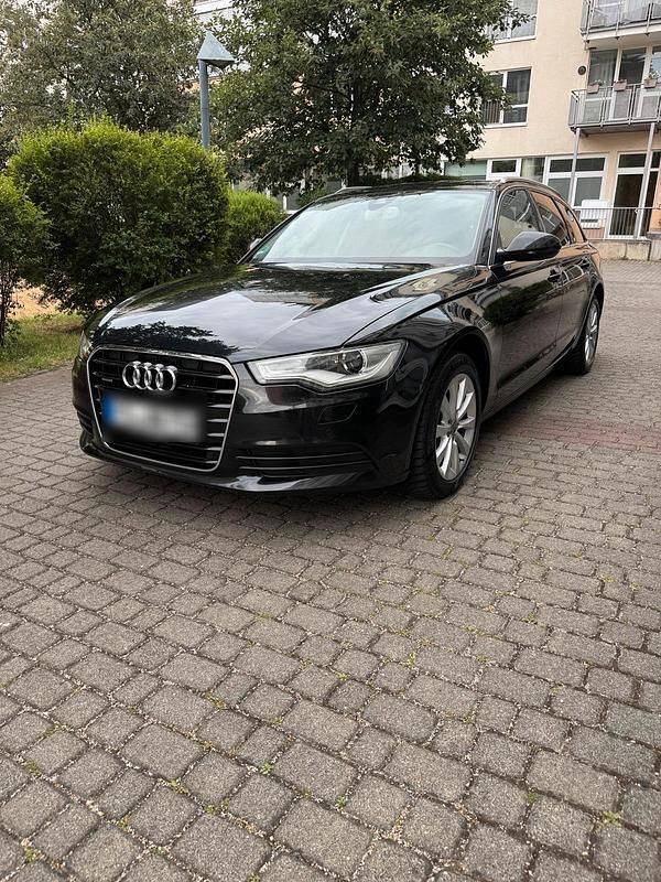 Schwarz Gebraucht 2012 Audi A6 Kombi | 8.900 € (Superpreis) - Bild 1/4