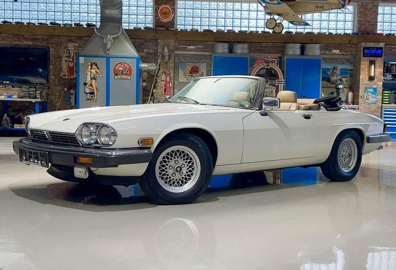 Używany Jaguar XJS 256 KM (188 kW) 1989 Biały Coupe