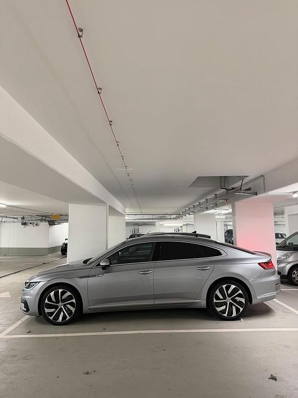 Gebraucht VW Arteon R-line 190 PS (139 kW) 2019 Grau Kleinwagen