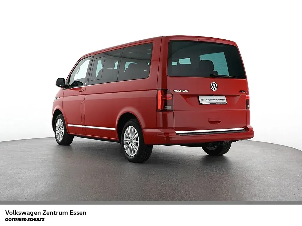 Gebraucht VW T6.1 Generation Six 204 PS (150 kW) 2021 Kirschrot Van