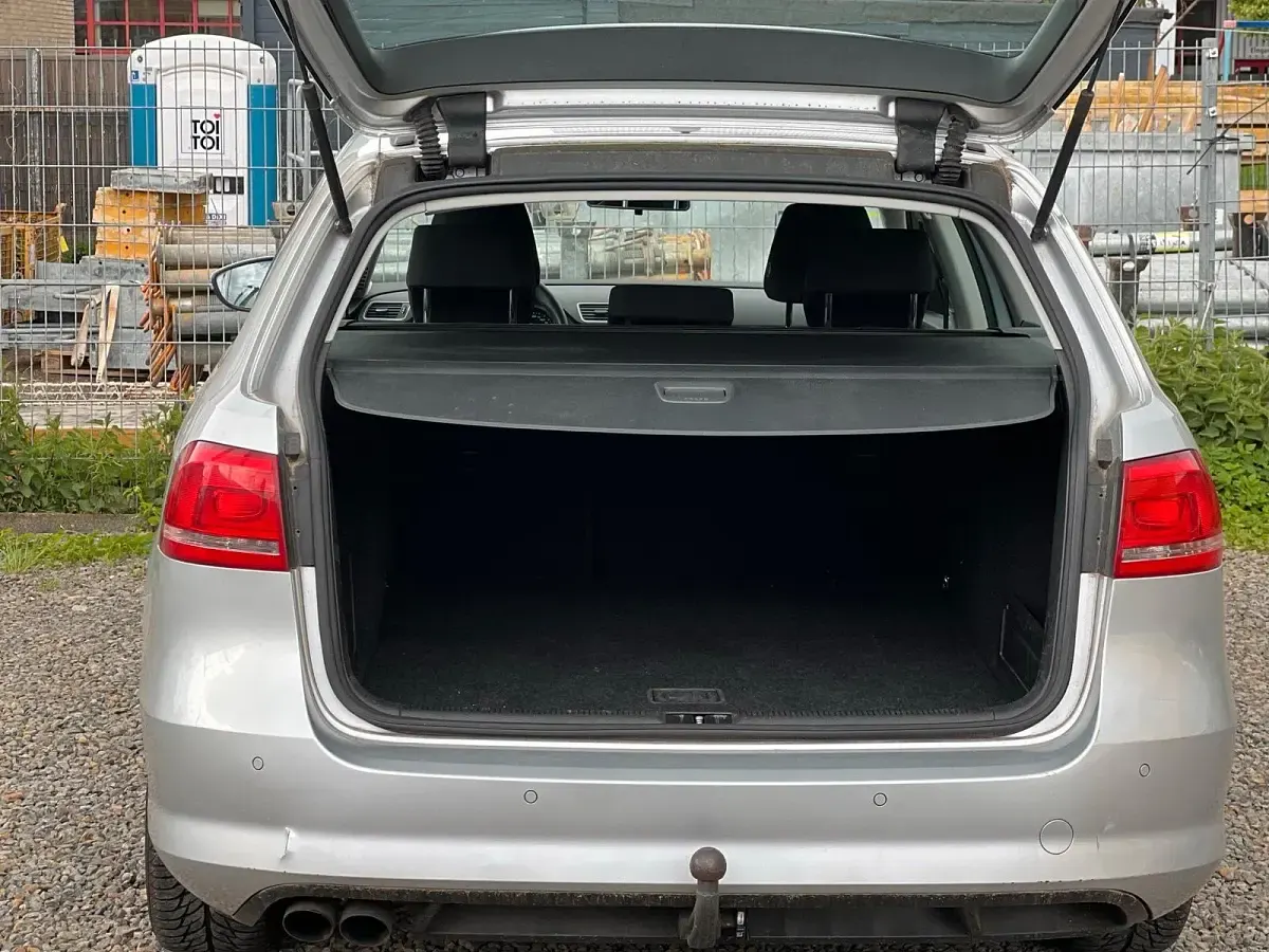 Używany VW Passat 140 KM (102 kW) 2012 Szary Kombi