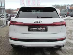 Gebraucht Audi e-tron S-Line 300 kW (408 PS) 2023 Weiß (gletscherweiss) SUV