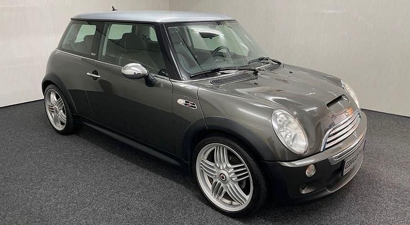Grau Gebraucht 2005 Mini Cooper S Kleinwagen | 5.250 € (Fairer Preis) - Bild 1/4