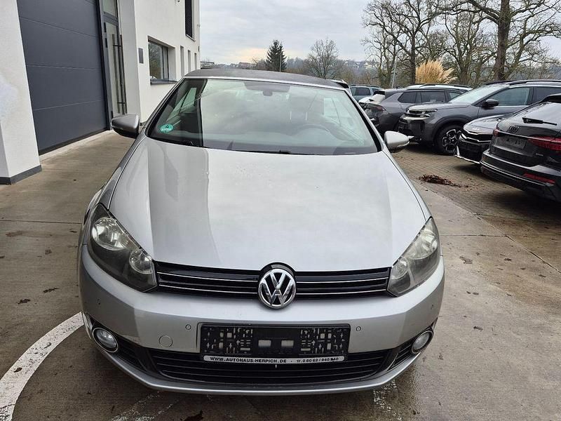 Gebraucht VW Golf Cabriolet Basis 122 PS (89 kW) 2012 Silber Cabrio