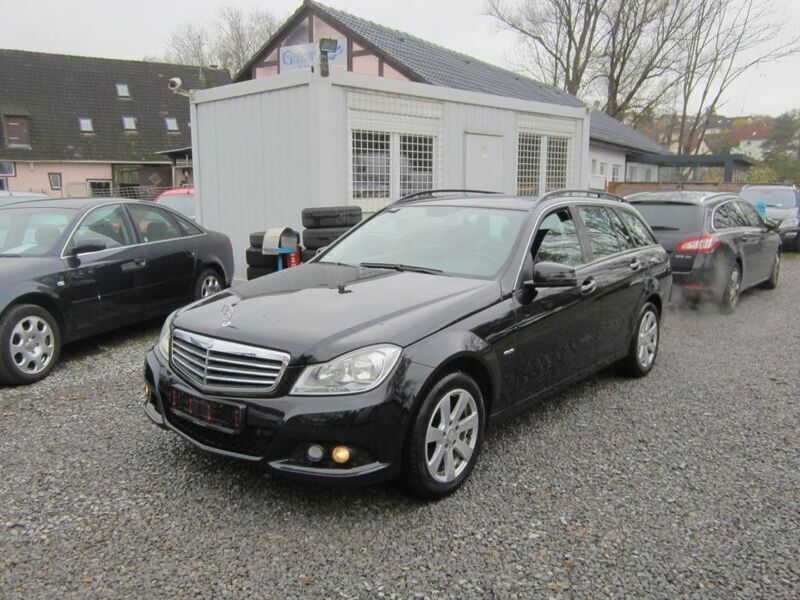 Schwarz Gebraucht 2011 Mercedes C200 Kombi | 5.290 € (Etwas zu teuer) - Bild 1/4