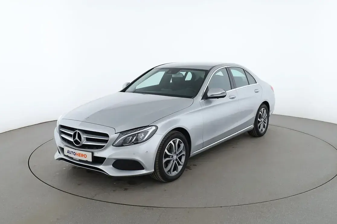 Używany Mercedes C180 Avantgarde 156 KM (114 kW) 2016 Sedan/Limuzyna