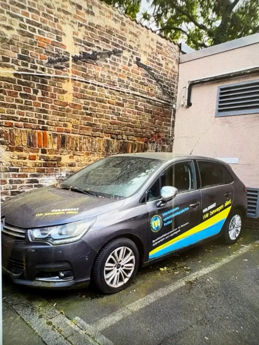 Gebraucht Citroën C4 102 PS (75 kW) 2016 Grau Limousine