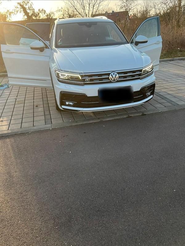 Gebraucht VW Tiguan R-line 162 PS (119 kW) 2017 Weiß SUV