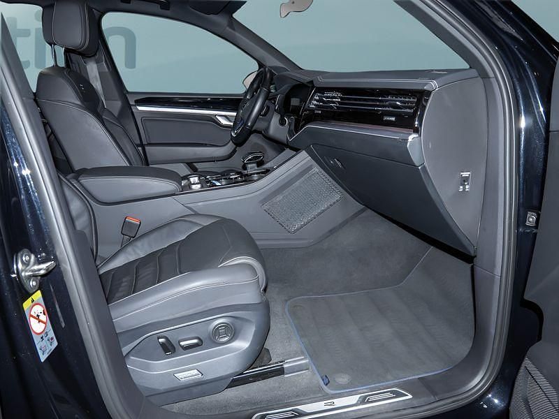 Gebraucht VW Touareg 462 PS (339 kW) 2020 Schwarz SUV