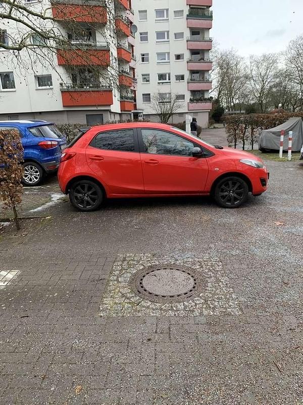 Gebraucht Mazda 2 75 PS (55 kW) 2014 Limousine