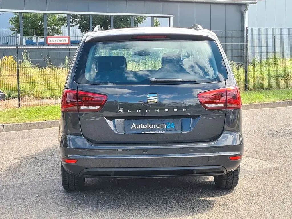 Gebraucht Seat Alhambra Style 150 PS (110 kW) 2018 Grau Van / Kleinbus