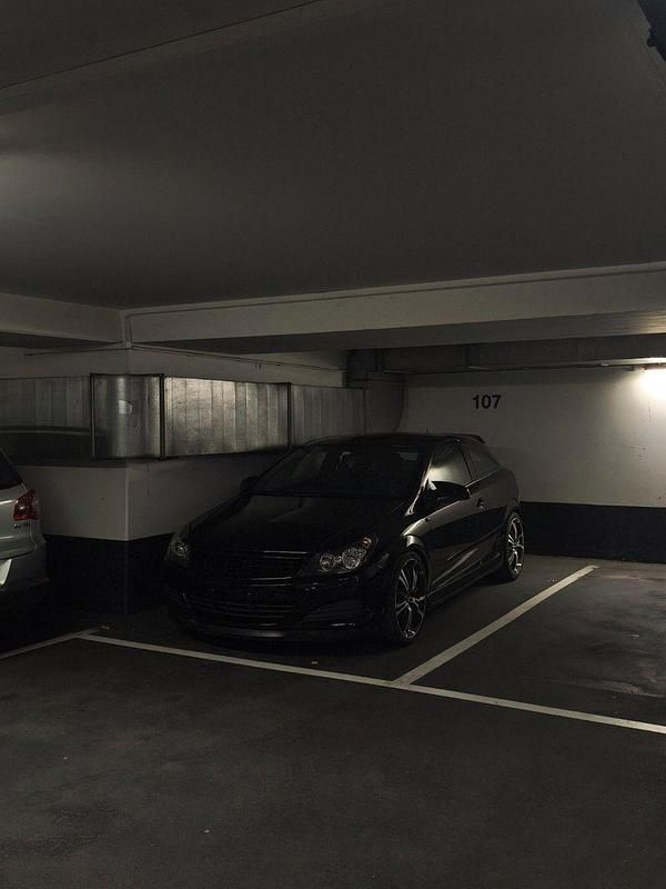 Gebraucht Opel Astra GTC 200 PS (147 kW) 2006 Schwarz Limousine