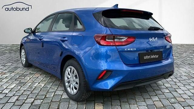 Neu Kia Ceed Best 140 PS (102 kW) 2025 Andere farbe Kleinwagen