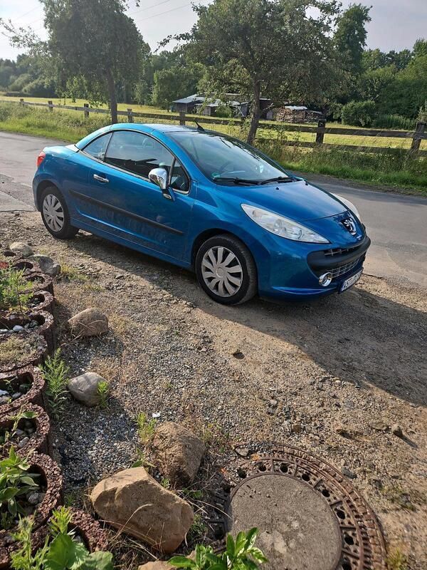 Blau Gebraucht 2007 Peugeot 207 CC Cabrio | 3.490 € (Guter Preis) - Bild 1/4