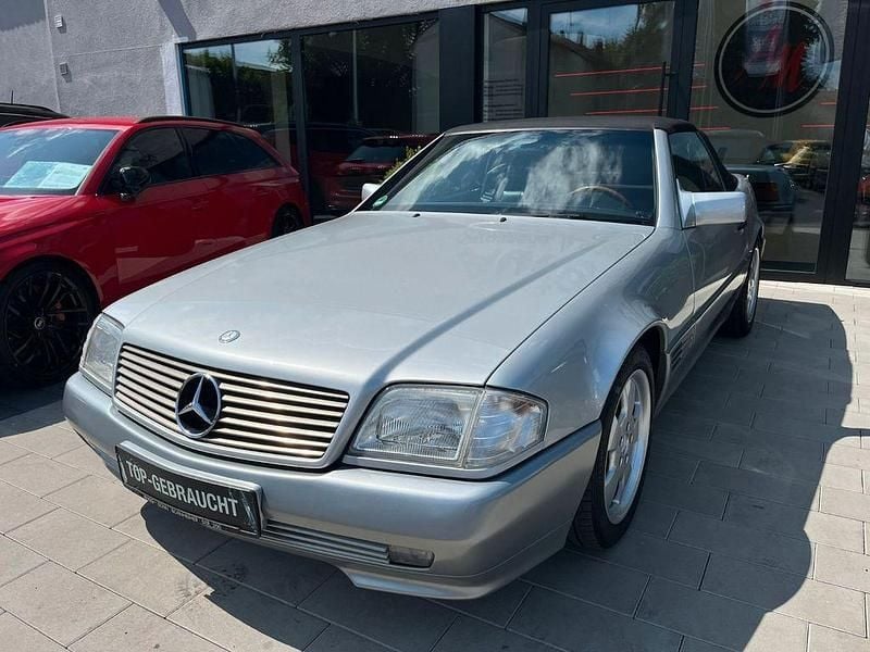 Silber Gebraucht 1993 Mercedes SL300 Cabrio | 18.900 € - Bild 1/4