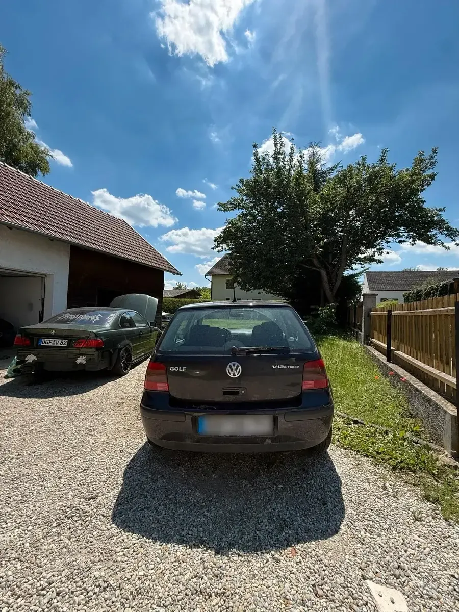 Gebraucht VW Golf IV 75 PS (55 kW) 1998 Schwarz Kleinwagen