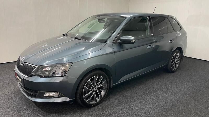 Grau Gebraucht 2015 Skoda Fabia Kombi | 5.900 € (Guter Preis) - Bild 1/4