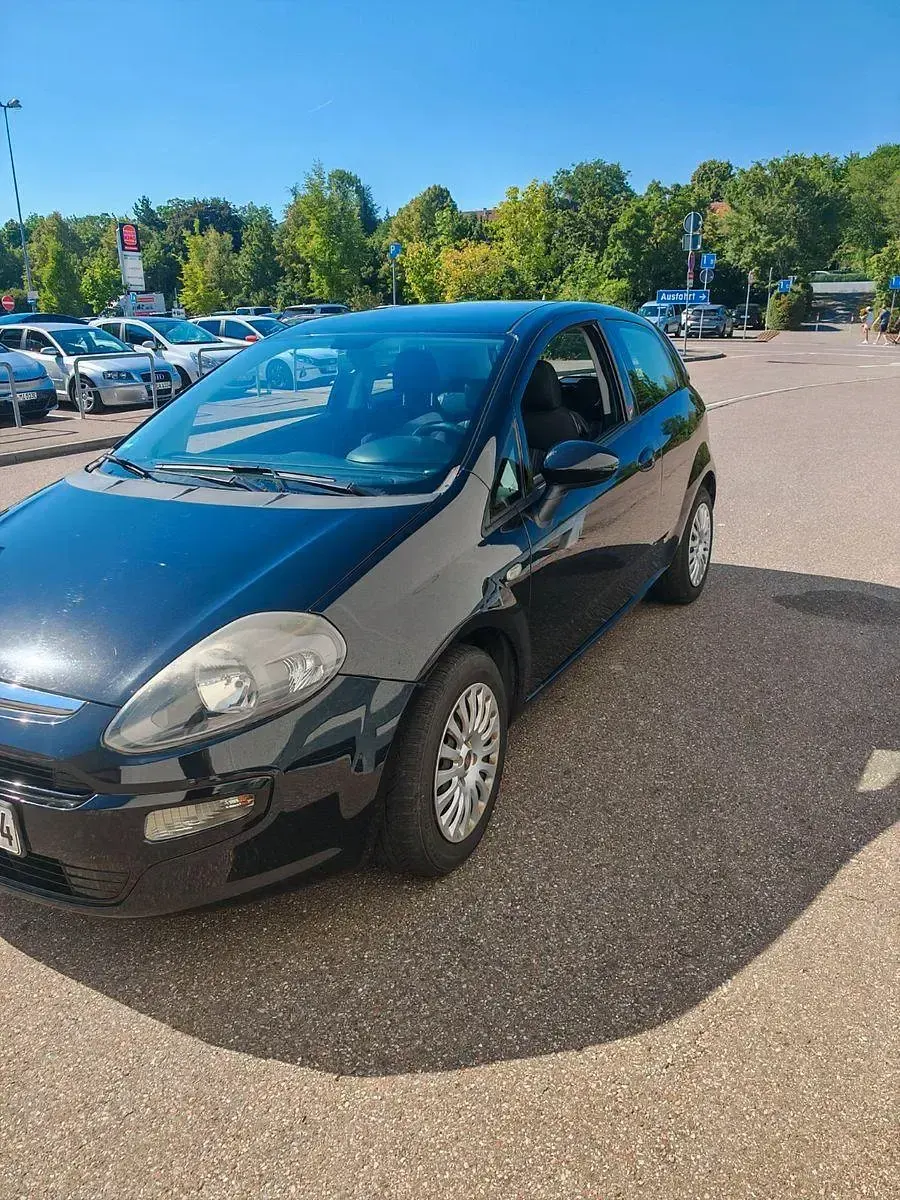 Gebraucht Fiat Punto Evo 69 PS (50 kW) 2011 Schwarz Kleinwagen