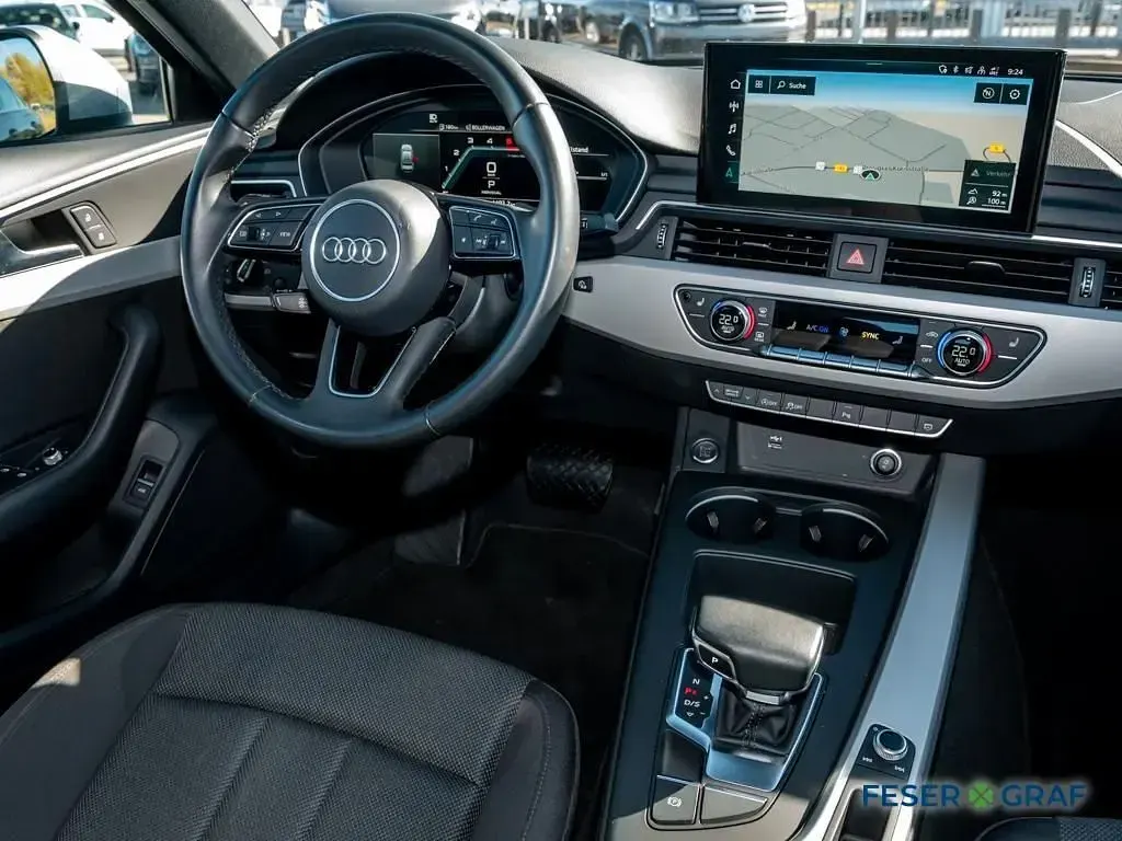 Gebraucht Audi A4 Advanced 204 PS (150 kW) 2022 Florettsilber metallic Limousine