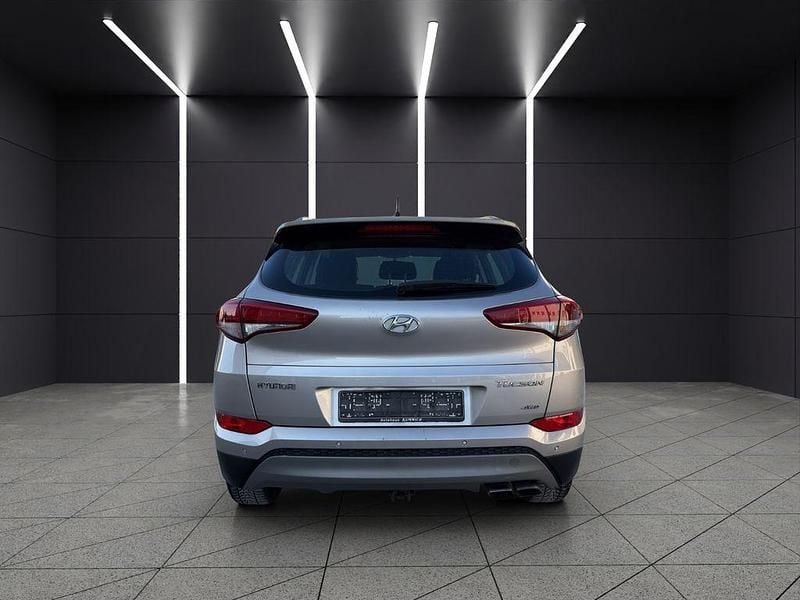 Gebraucht Hyundai Tucson Trend 177 PS (130 kW) 2017 Weiß SUV