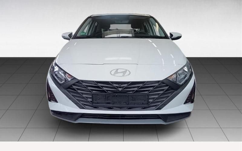 Gebraucht Hyundai i20 Select 79 PS (58 kW) 2025 Weiß Kleinwagen