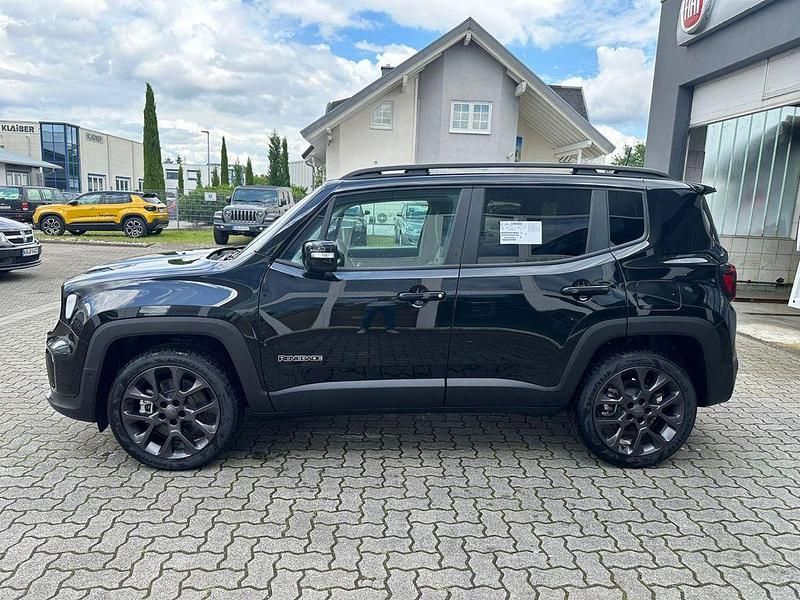 Gebraucht Jeep Renegade 190 PS (139 kW) 2023 Schwarz SUV