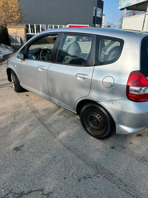 Gebraucht Honda Jazz 82 PS (60 kW) 2006 Grau Kleinwagen