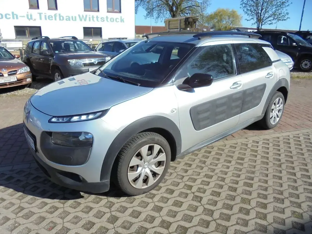 Gebraucht Citroën C4 Cactus 92 PS (67 kW) 2015 Silber Kleinwagen