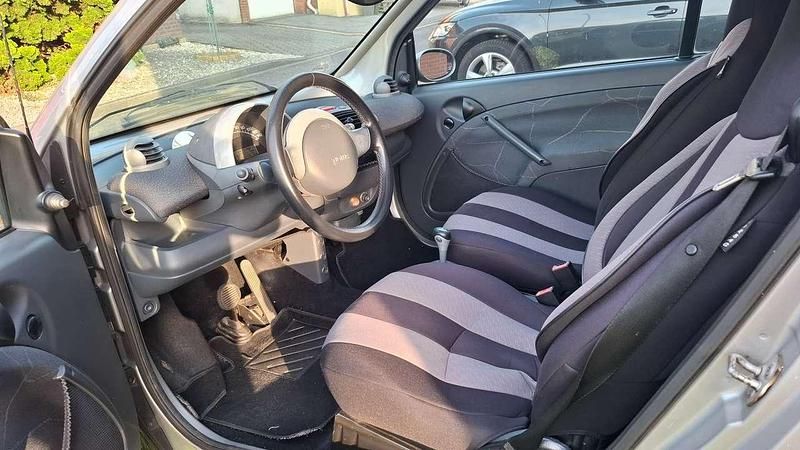 Schwarz Gebraucht 2003 Smart ForTwo Cabrio Cabrio | 1.300 € (Guter Preis) - Bild 1/4