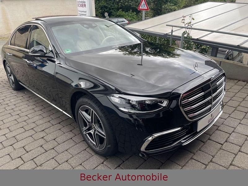 Gebraucht Mercedes S350 313 PS (230 kW) 2024 Schwarz Limousine