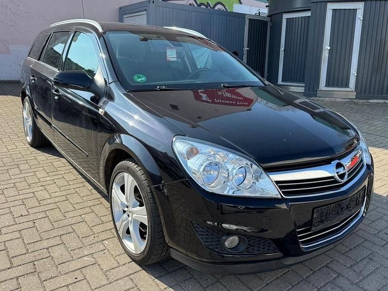 Gebraucht Opel Astra 116 PS (85 kW) 2009 Schwarz Kombi