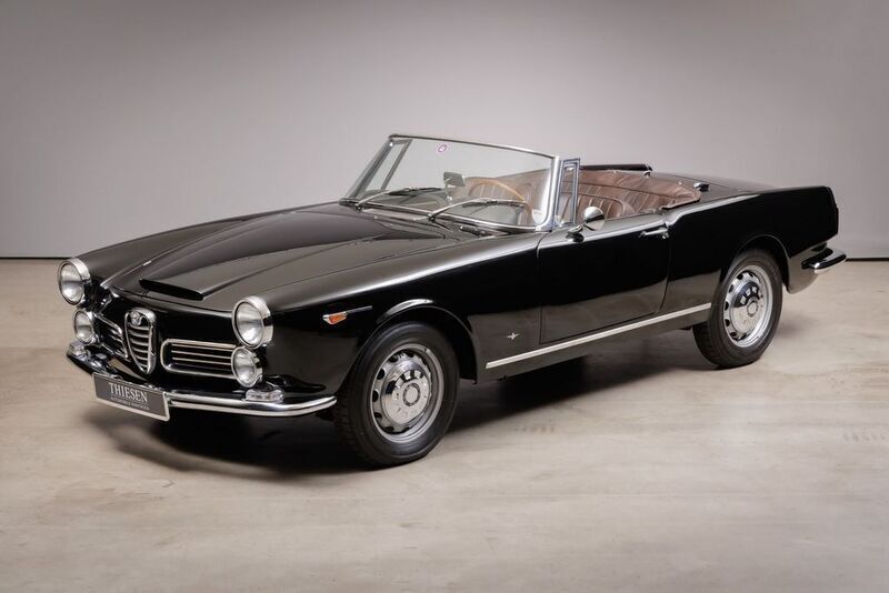Schwarz Gebraucht 1963 Alfa Romeo 2600 Cabrio | 128.500 € - Bild 1/4