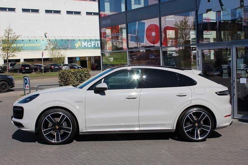 Gebraucht Porsche Cayenne 462 PS (339 kW) 2022 Grau SUV