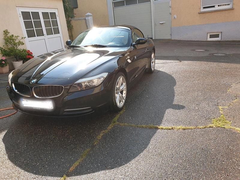Schwarz Gebraucht 2009 BMW Z4 Cabrio | 15.200 € (Fairer Preis) - Bild 1/4