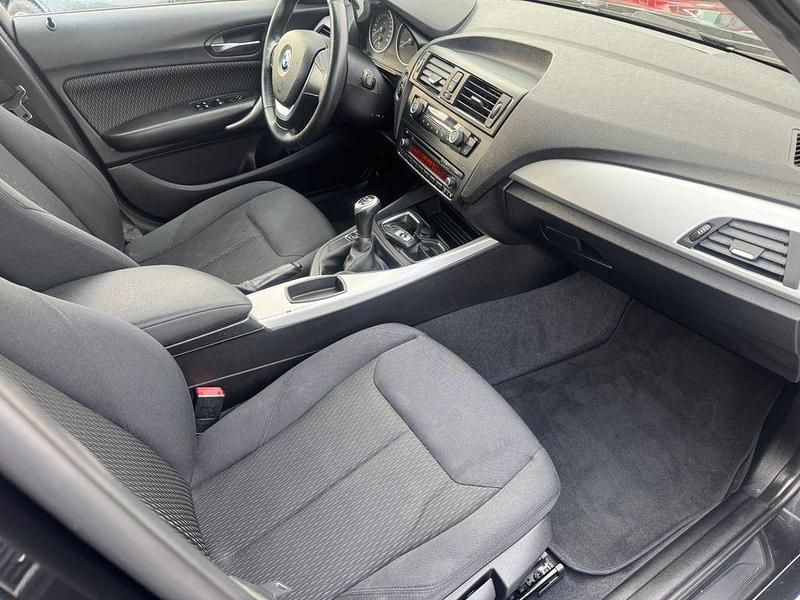 Gebraucht BMW 116 Sport Line 116 PS (85 kW) 2011 Schwarz ii Kleinwagen