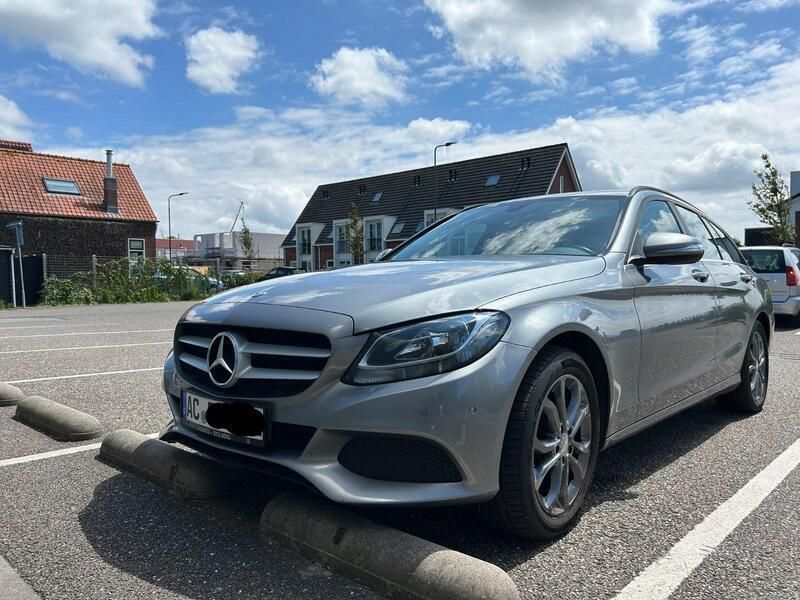 Andere außenfarben Gebraucht 2015 Mercedes C200 Kombi | 12.900 € (Guter Preis) - Bild 1/4