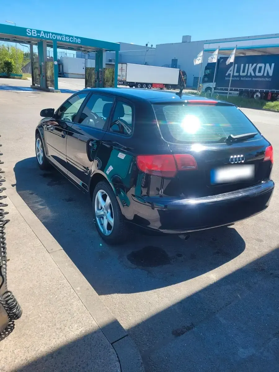 Gebraucht Audi A3 102 PS (75 kW) 2006 Schwarz Kleinwagen