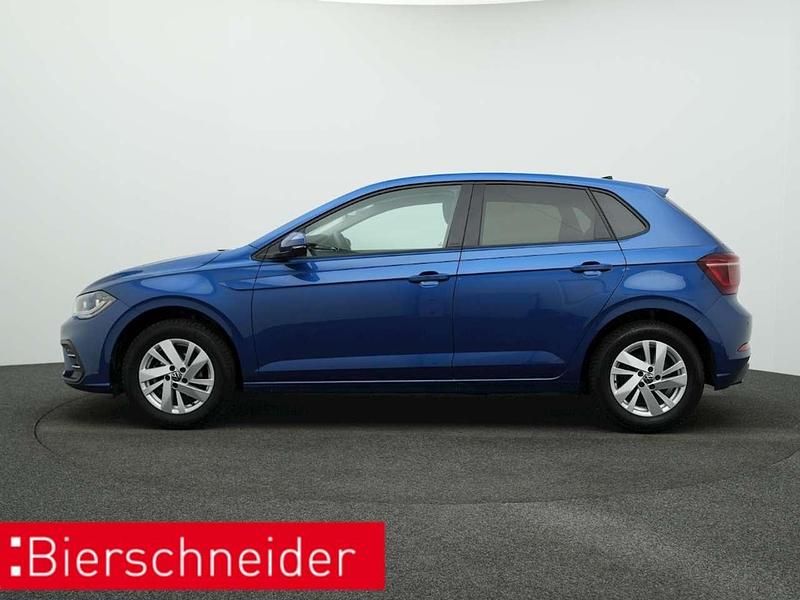 Gebraucht VW Polo Style 95 PS (69 kW) 2024 Blau Limousine