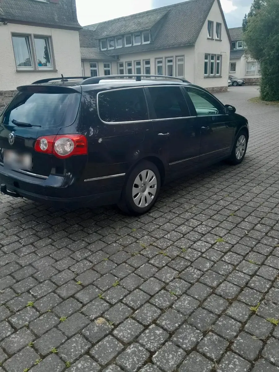 Gebraucht VW Passat 140 PS (102 kW) 2007 Schwarz Kombi
