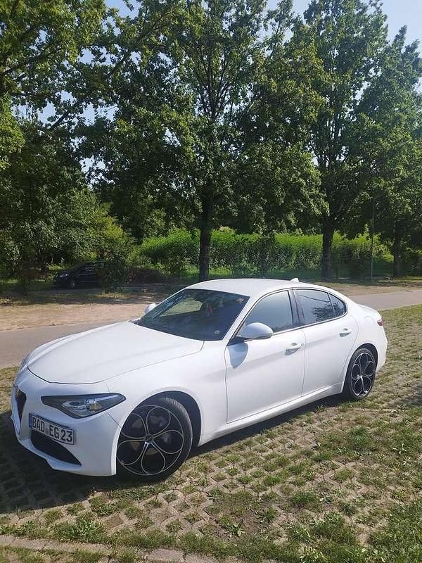 Gebraucht Alfa Romeo Giulia Super 150 PS (110 kW) 2018 Limousine