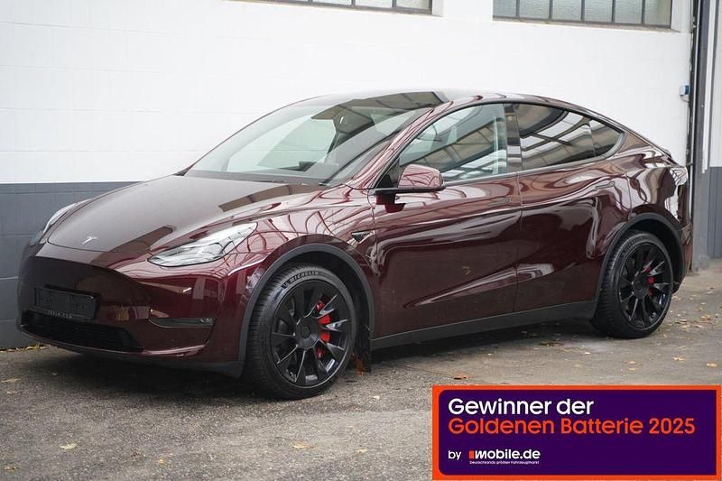 Cherryred Gebraucht 2023 Tesla Model Y Long Range AWD SUV | 40.250 € (Fairer Preis) - Bild 1/4
