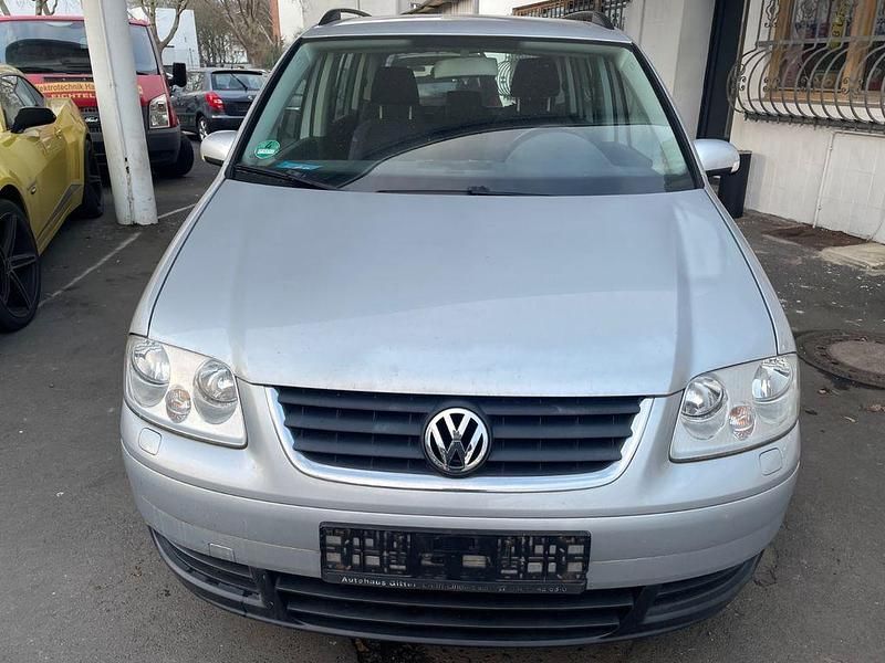 Silber Gebraucht 2006 VW Touran Conceptline Van / Kleinbus | 1.999 € (Guter Preis) - Bild 1/4